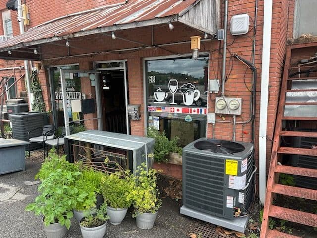 Seamless HVAC Upgrade at Rathskeller Coffee in Franklin